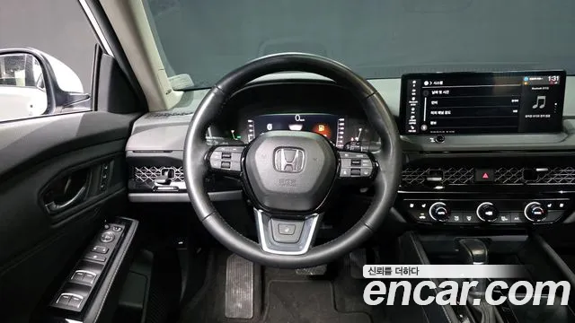 Honda Accord 2023 — фото 13