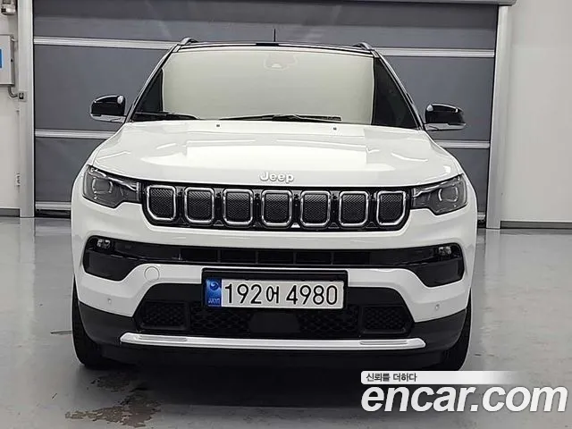 Jeep Compass 2022 — фото 2