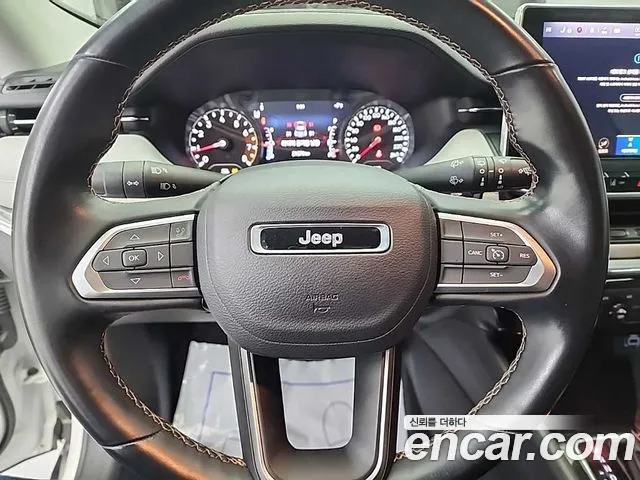 Jeep Compass 2022 — фото 9