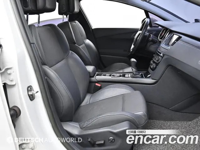 Peugeot 508 2014 — фото 10