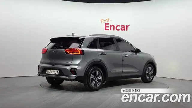 Kia Niro 2020 — фото 2