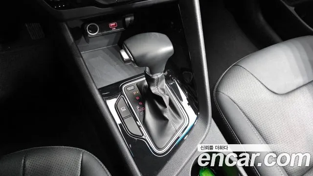 Kia Niro 2020 — фото 9
