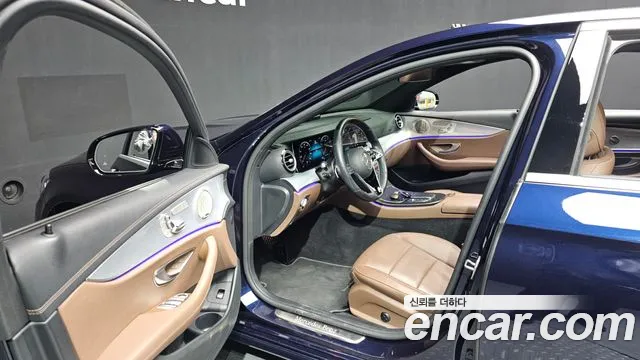 Mercedes-Benz E-Class 2021 — фото 10