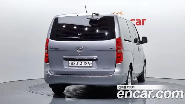 Hyundai Starex 2019 — фото 4