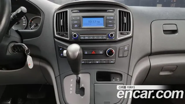 Hyundai Starex 2019 — фото 15