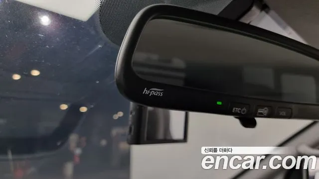 Hyundai Starex 2019 — фото 18