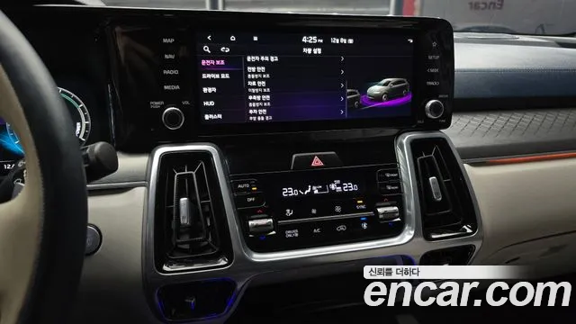 Kia Sorento 2023 — фото 14