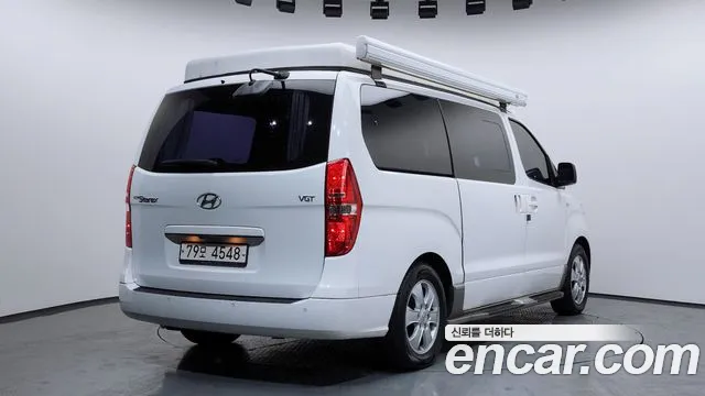 Hyundai Starex 2019 — фото 2