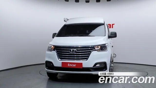 Hyundai Starex 2019 — фото 3
