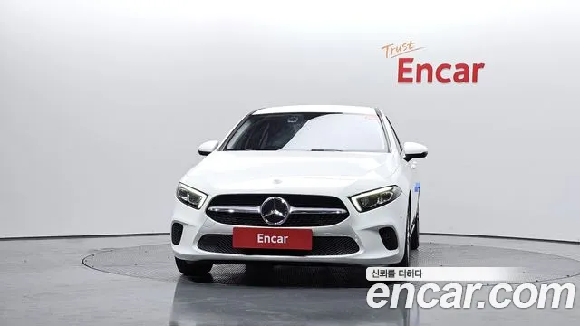 Mercedes-Benz A-Class 2020 — фото 3