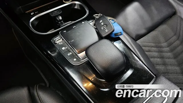 Mercedes-Benz A-Class 2020 — фото 16
