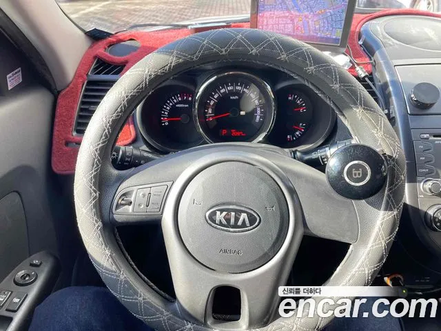 Kia Soul 2011 — фото 12
