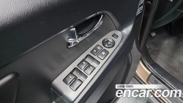 Kia Sportage 2012 — фото 14