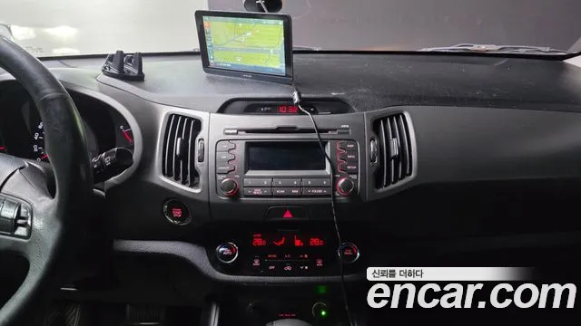Kia Sportage 2012 — фото 18