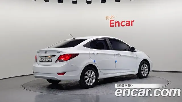 Hyundai Accent 2016 — фото 2