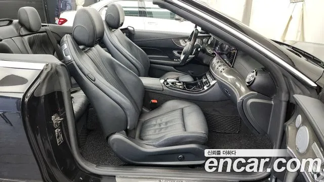 Mercedes-Benz E-Class 2018 — фото 11