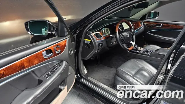 Hyundai Equus 2014 — фото 11