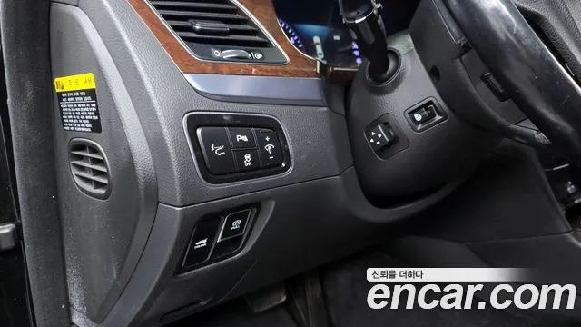 Hyundai Equus 2014 — фото 14