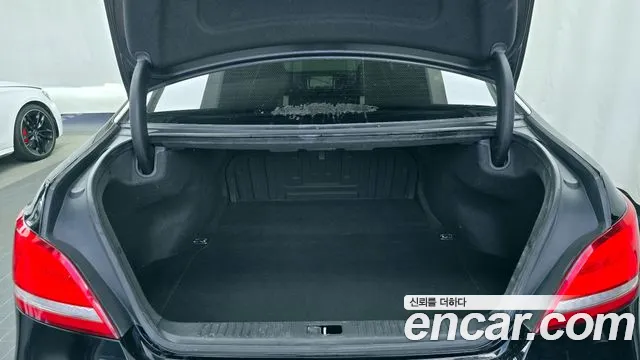 Hyundai Equus 2014 — фото 20