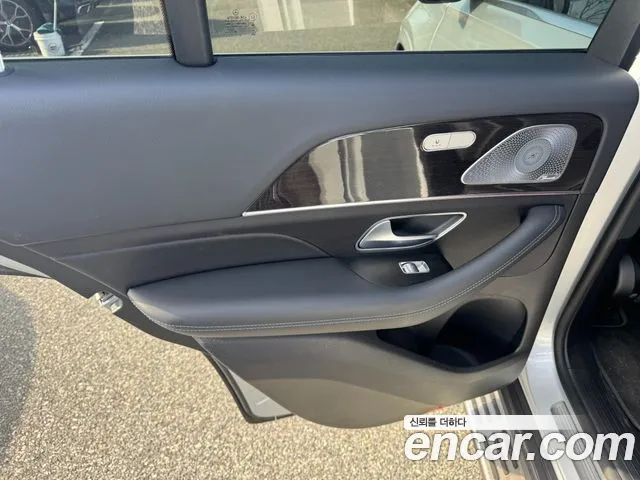 Mercedes-Benz GLE-Class 2021 — фото 17