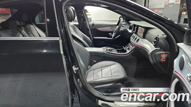 Mercedes-Benz E-Class 2020 — фото 10