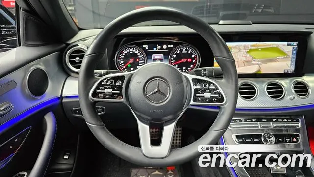 Mercedes-Benz E-Class 2020 — фото 13