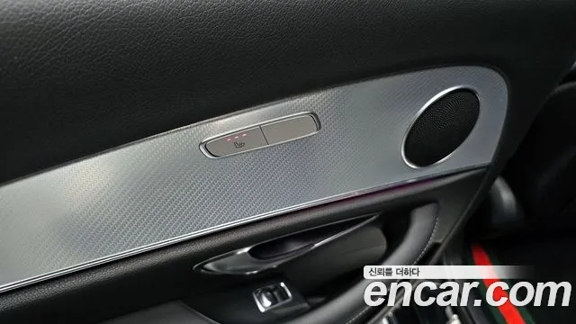 Mercedes-Benz E-Class 2020 — фото 17