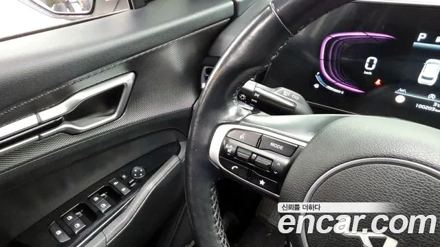 Kia Sportage 2022 — фото 18