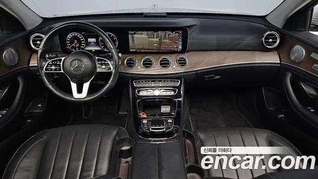Mercedes-Benz E-Class 2019 — фото 7