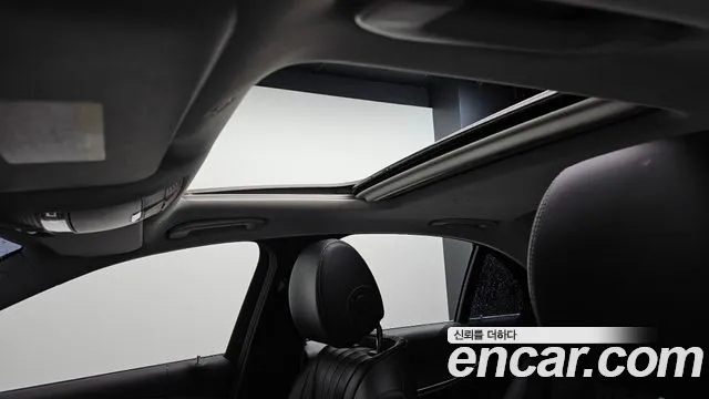 Mercedes-Benz E-Class 2019 — фото 19