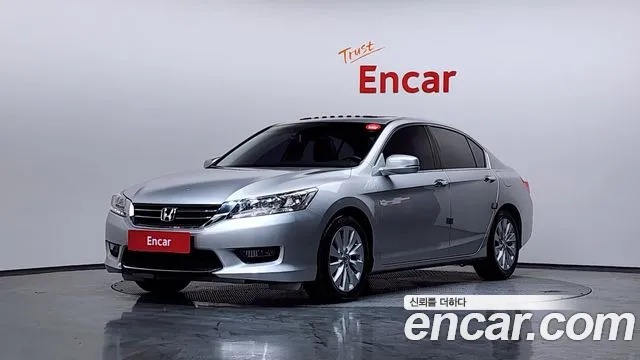 Honda Accord 2015 — фото 1