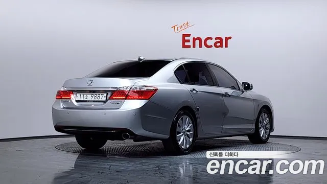 Honda Accord 2015 — фото 2