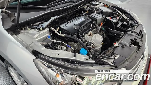Honda Accord 2015 — фото 6