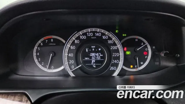 Honda Accord 2015 — фото 8