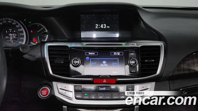 Honda Accord 2015 — фото 16