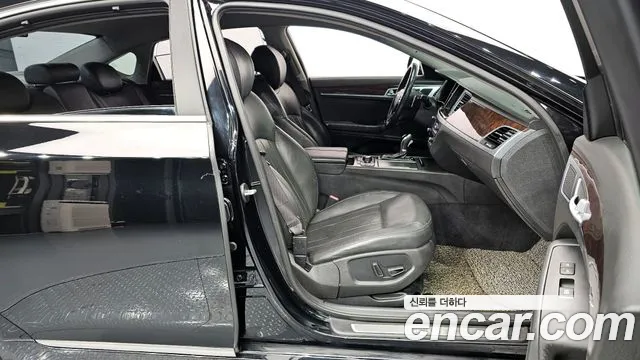 Hyundai Genesis 2016 — фото 10