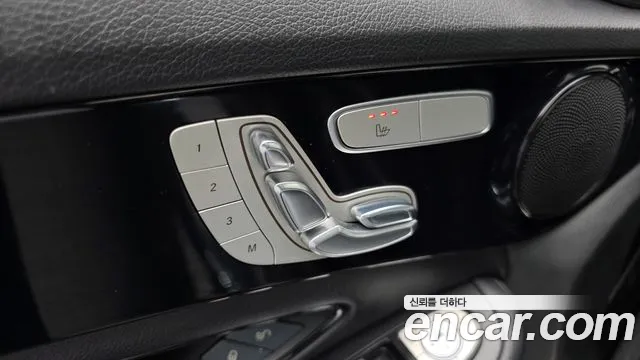 Mercedes-Benz C-Class 2016 — фото 16