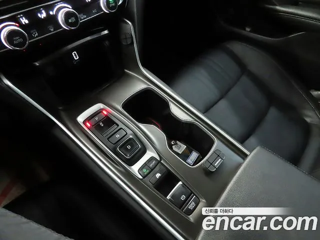 Honda Accord 2019 — фото 13