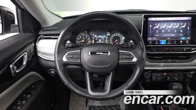 Jeep Compass 2022 — фото 14