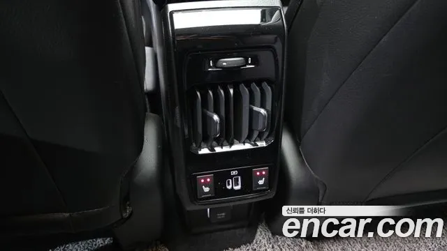 Jeep Compass 2022 — фото 19