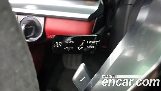 Porsche Panamera 2019 — фото 18