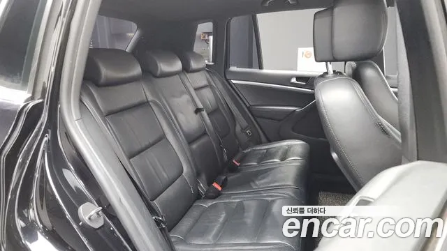 Volkswagen Tiguan 2015 — фото 12