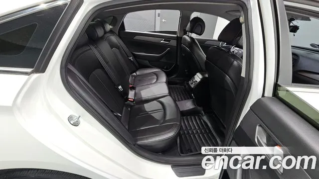 Hyundai Sonata 2015 — фото 12