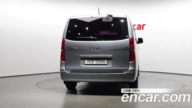 Hyundai Starex 2017 — фото 4