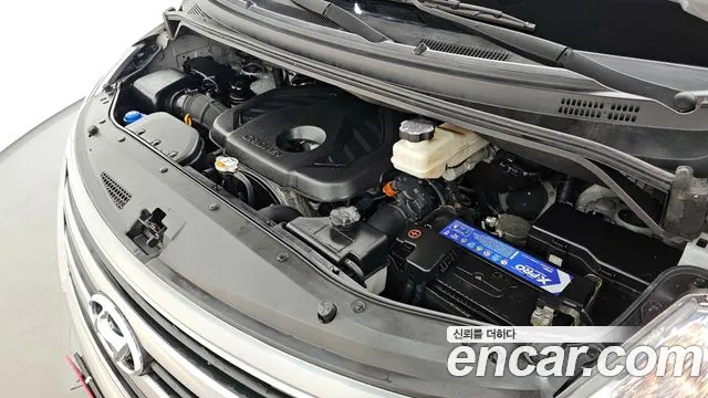 Hyundai Starex 2017 — фото 6