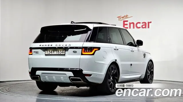 Land Rover Range Rover Sport 2018 — фото 2