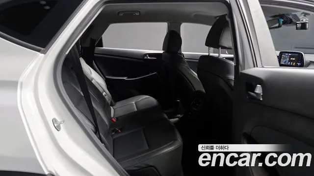 Hyundai Tucson 2019 — фото 12