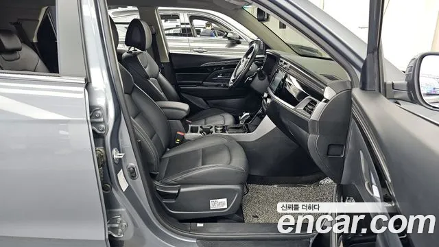 KG_Mobility_Ssangyong KORANDO 2022 — фото 11