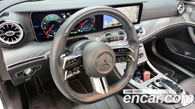 Mercedes-Benz E-Class 2021 — фото 13