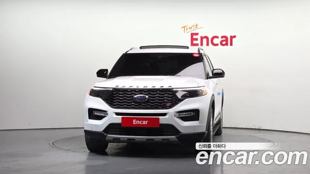 Ford Explorer 2020 — фото 3